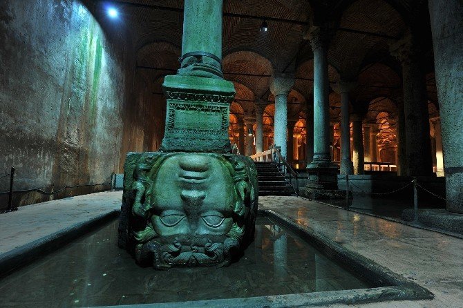 Yerebatan Sarnıcı’na Yabancı Turistlerden Yoğun İlgi