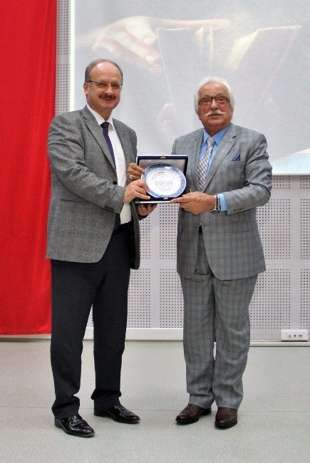 “Tarihi Sevdiren Adam” İkçü’de