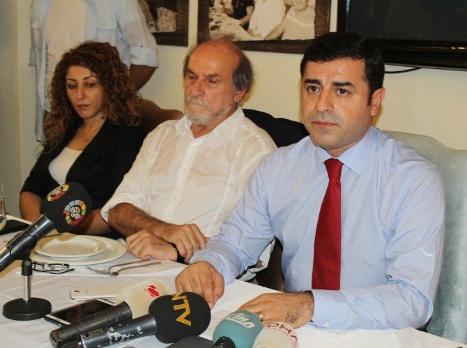 Hdp Eş Genel Başkanı Demirtaş: “300 Vekilimiz Olsa Bile Koalisyon Kuracağız”
