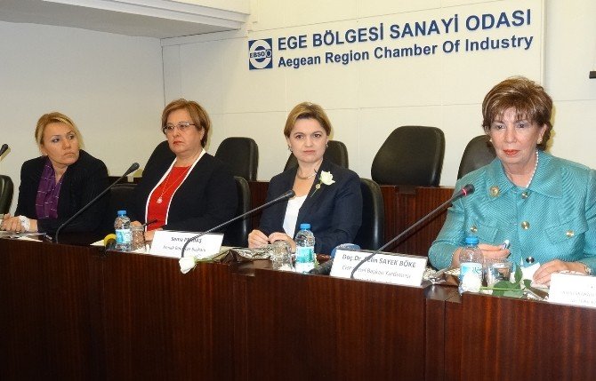 Kadınlar Kaybede Kaybede Kazanmayı Öğreniyor