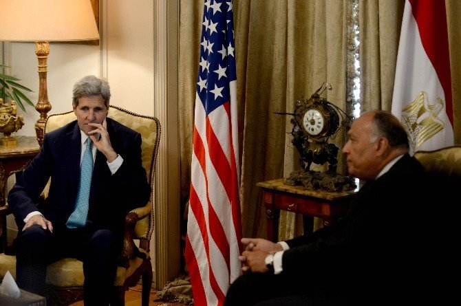 John Kerry: “Mısır’a Askeri Destek Devam Edecek”