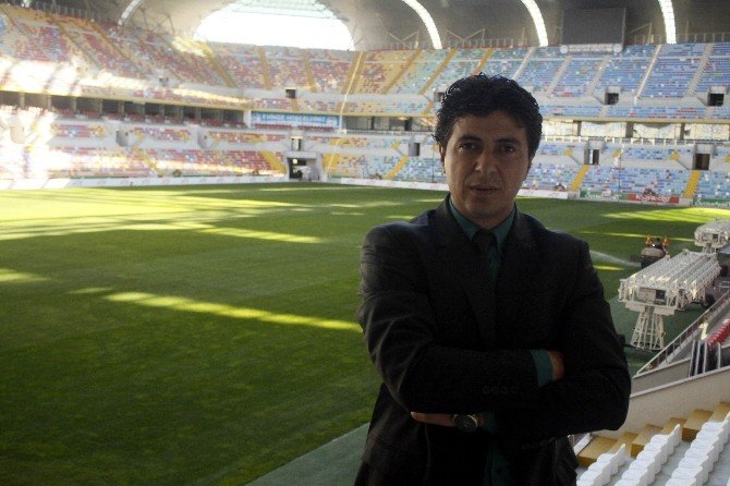 Kadir Has Stadı Fenerbahçe Maçına Hazırlanıyor