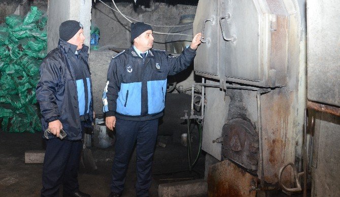 Düzce Belediyesi Ekipleri Kalorifer Kazanlarını Denetleniyor