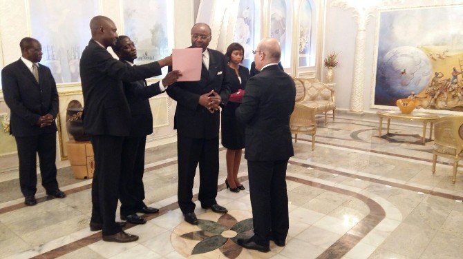 Büyükelçi Doğan Kamerun’dan Ayrıldı