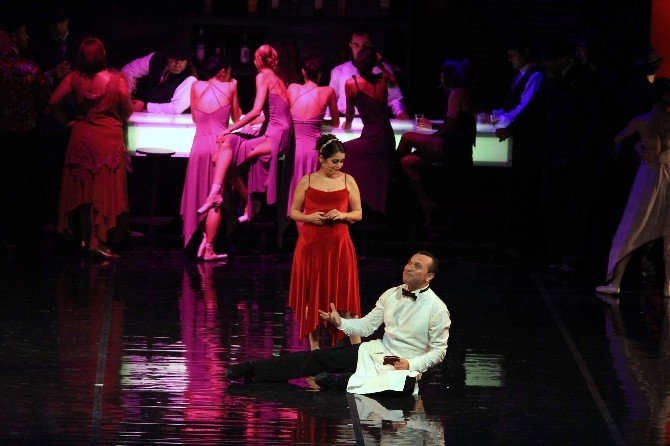 Antalya’da ’Tangopera’ Rüzgarı