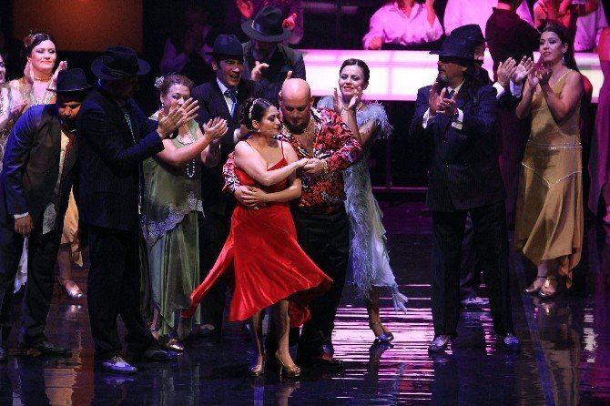 Antalya’da ’Tangopera’ Rüzgarı