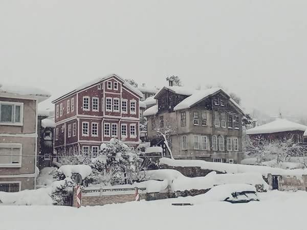 İnebolu’dan Kartpostallık Kar Manzaraları