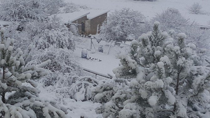 Karabük’te Kar Yağışı Etkili Oluyor