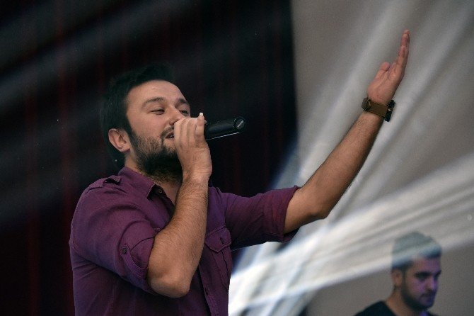 Salih Yılmaz Albüm Lansman Konserini Gümüşhane’de Yaptı