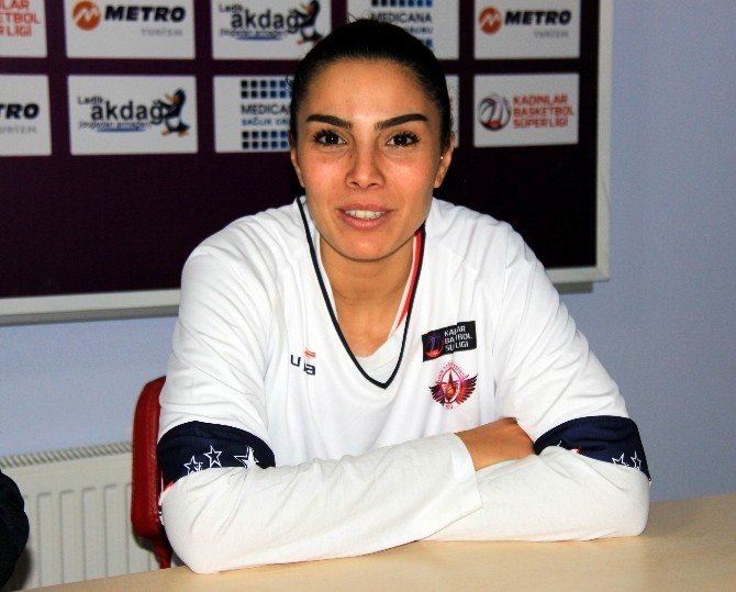 Gözeneli: "Bu Yeri Hak Eden Bir Takım Değiliz"