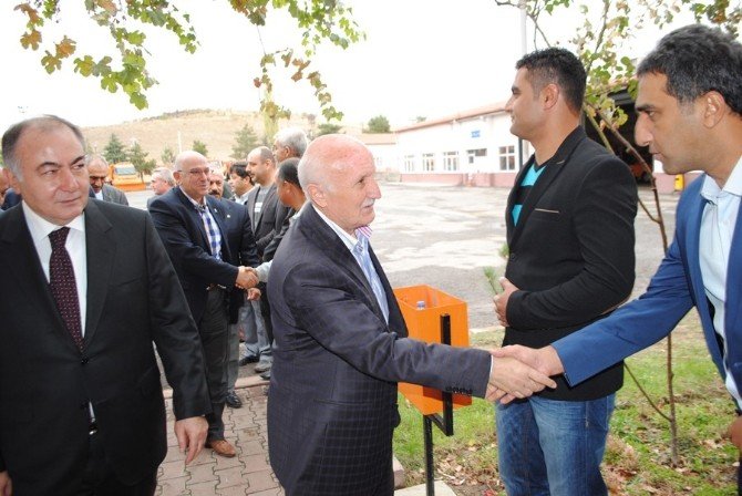 Karayolları’nda Taşeron İşçilerin Kadro Sevinci