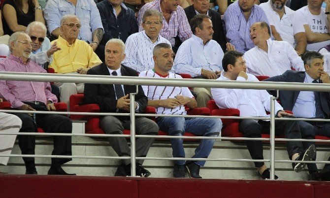 Karşıyaka’da Erdal Acar Depremi