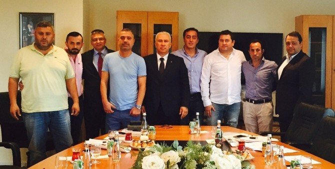 Karşıyaka Yönetimi’nden Çok Sert Erdal Acar Açıklaması