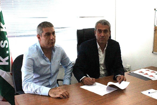 Kaf-kaf Kemal Özdeş’e Emanet