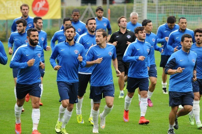 Kasımpaşa Yeni Sezon Hazırlıklarını Sürdürüyor