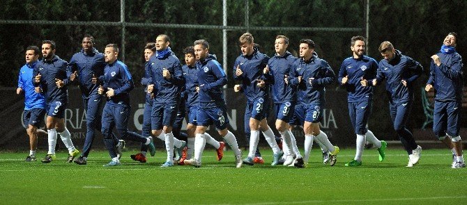 Kasımpaşa İkinci Yarı Hazırlıklarını Sürdürüyor