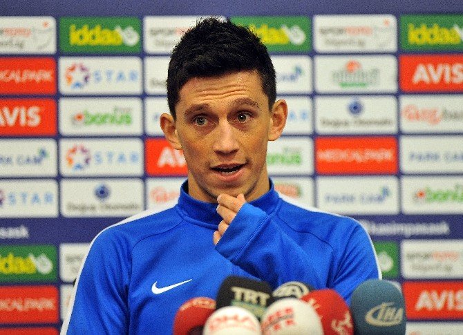 Castro: “Antalyaspor, Fenerbahçe’ye Bu Kadar Gol Atıyorsa Biz De Yapabiliriz”