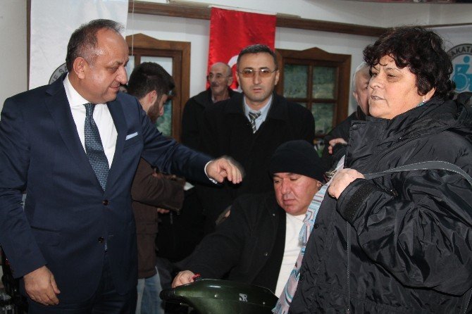 Kastamonu Belediyesinden 12 Engelliye Akülü Araba