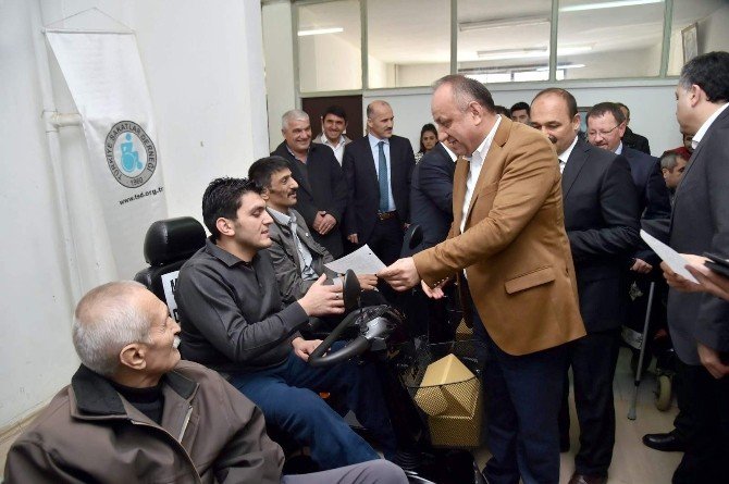 Kastamonu’da Tekerlekli Sandalyesi Olmayan Engelli Kalmayacak