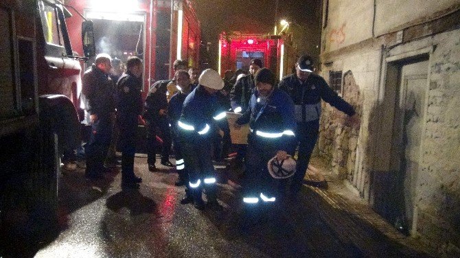 Yangın, Uykuda Yakaladı: 1 Ölü