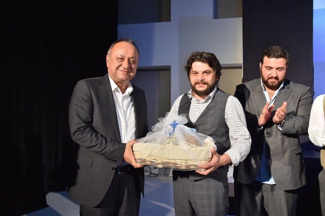Kastamonu’da ‘Eskitilmiş Kılıç’ Tiyatro Oyunu Sahnelendi