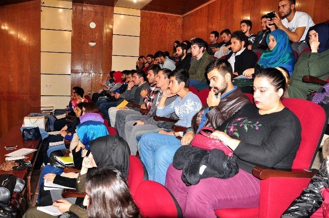 Kastamonu’da Hüsnü Açıksöz Paneli Düzenlendi