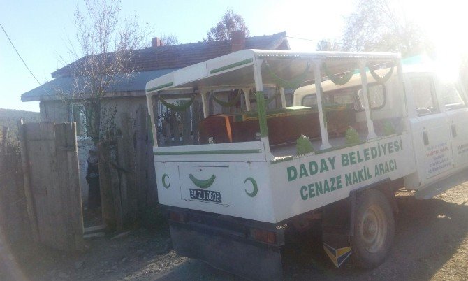Yaşlı Kadın Evinde Ölü Bulundu