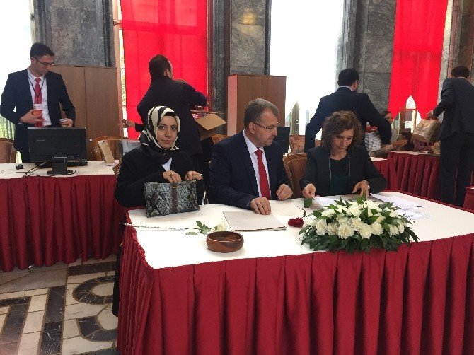 Ak Parti Bilecik Milletvekili Seçilen Eldemir, 26’ncı Dönem Kaydını Yaptırdı