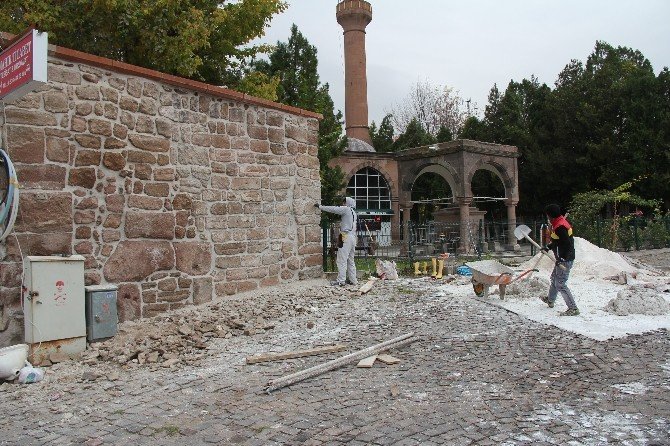 İncesu Belediyesi Tarihi İlçenin Tarihi Dokusunu Korumaya Devam Ediyor