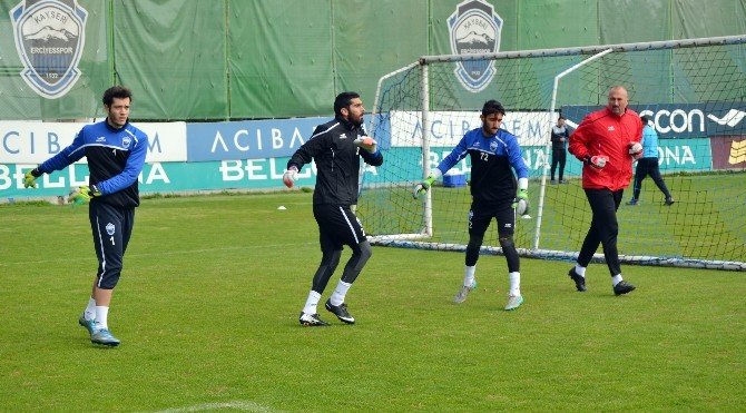 Kayseri Erciyesspor’da Moraller Yerinde