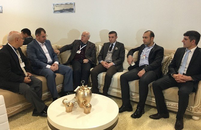 Kto Başkanı Mahmut Hiçyılmaz, İstanbul Mobilya Fuarı’nı Gezdi