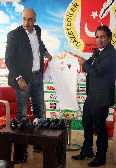 Kafkas: "Kayserispor’da Hiç Kimse Durduk Yere Bir Yere Gönderilmez"