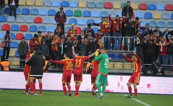 Kayserispor, Etimesgut Belediyespor’u Rahat Geçti