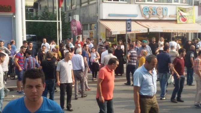 Belediye Otobüsü Yayaya Çarptı: 1 Yaralı