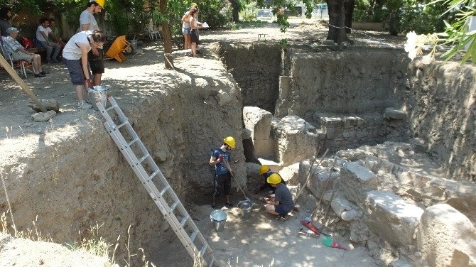 Adramytteion Antik Kentinde Kazılar Başladı