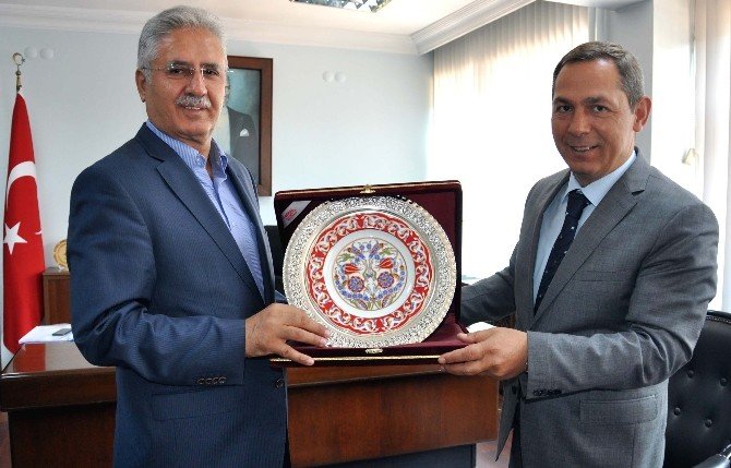 Kdz. Ereğli Kaymakamı Madenoğlu Göreve Başladı