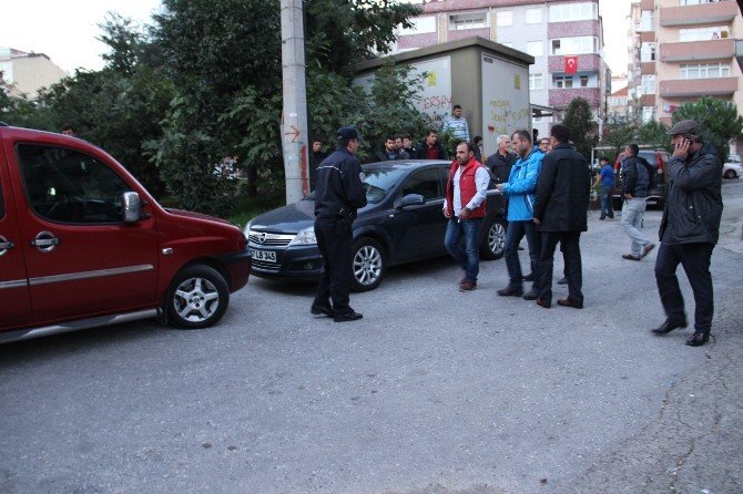 Amca Çocukları Arasında ’Araba’ Kavgası