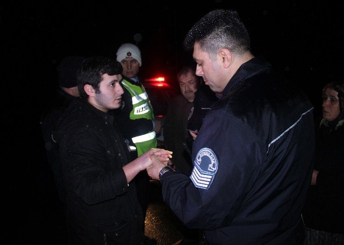 Polis Gerçek Sürücüyü Elindeki Kandan Buldu