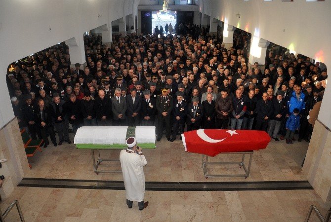 Zonguldaklı Kıbrıs Gazisi Son Yolcuğuna Uğurlandı