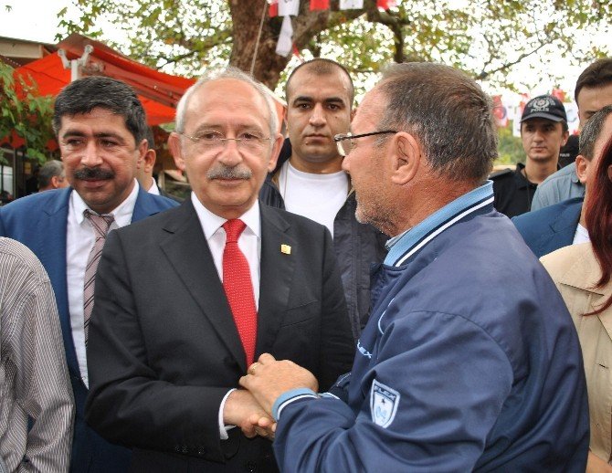 Chp Lideri Kılıçdaroğlu Menderes’in Köyünü Ziyaret Etti