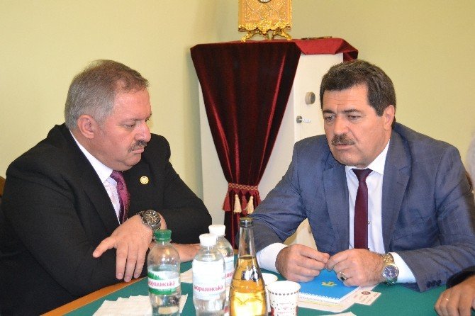 Kırım Tatar Meclis Başkanı İlyasov: “Rus Ve Türkler Hep Dost Olmuştur”