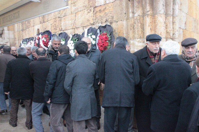 Kırşehir’deki Otobüs Kazasında Ölen Şahıs Defnedildi