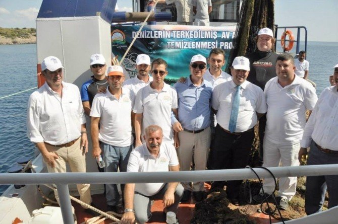 Kırmızı Mercanlar Özgürlüğüne Kavuşturuluyor