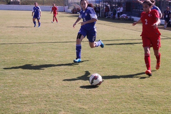 U17 Milli Takım, Andorra’yı Gol Yağmuruna Tuttu