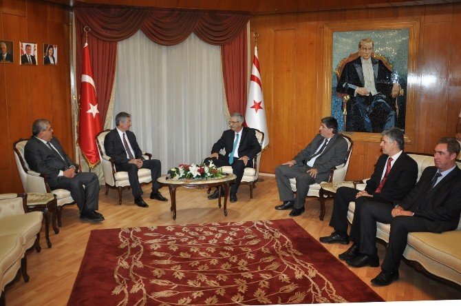 Kktc Başbakanı Kalyoncu, Görev Süresi Dolan Büyükelçi Akça’yı Kabul Etti