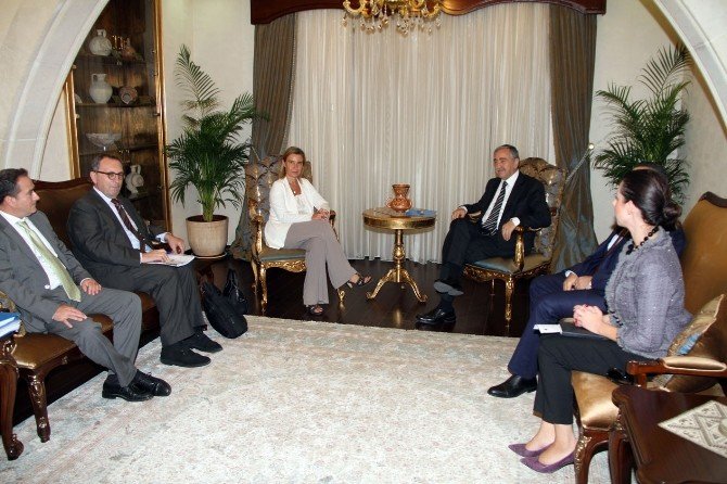 Akıncı, Avrupa Komisyonu Başkan Yardımcısı Mogherini’yi Kabul Etti