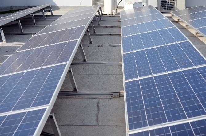 Kktc Kamu-sen Elektriğini Kendi Üretiyor