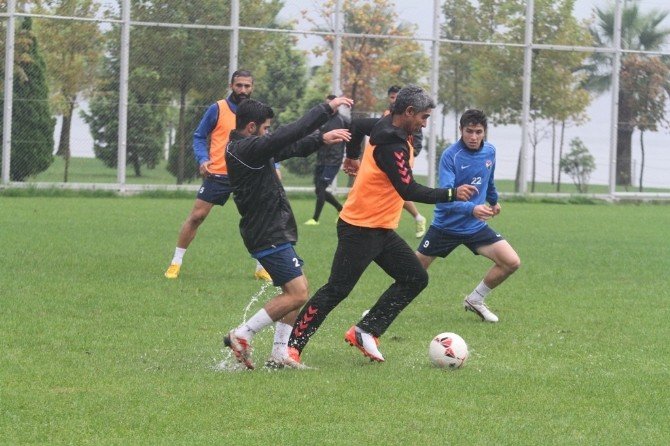 Kocaeli Birlikspor, Tarsus İdman Yurdu Hazırlıklarına Başladı