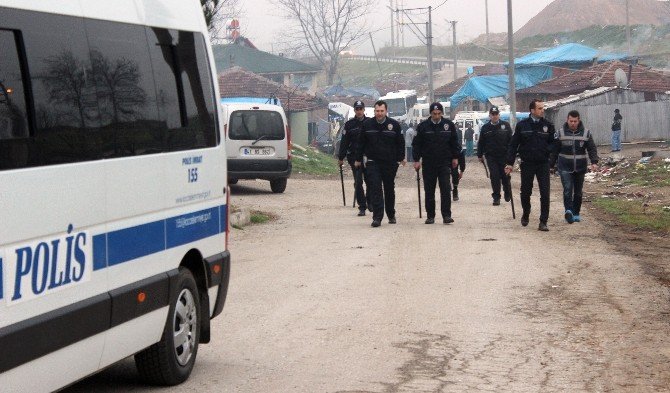 Kandıra’da Roman Mahallesine Operasyon: 9 Gözaltı