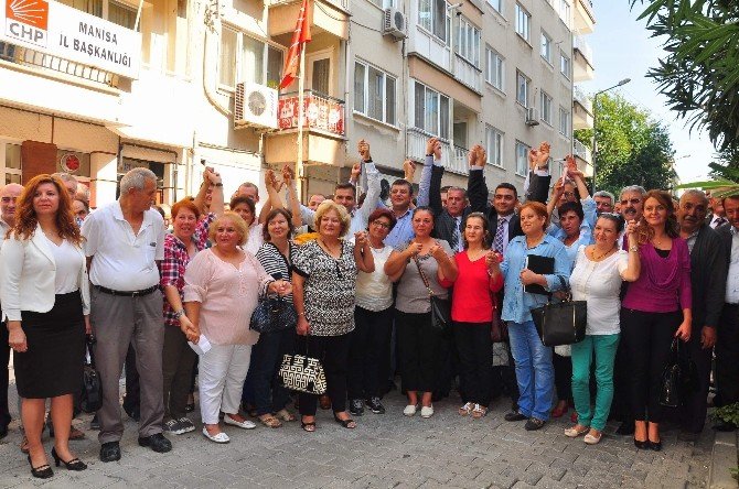 Chp’li Özel, İddialara Cevap Verdi